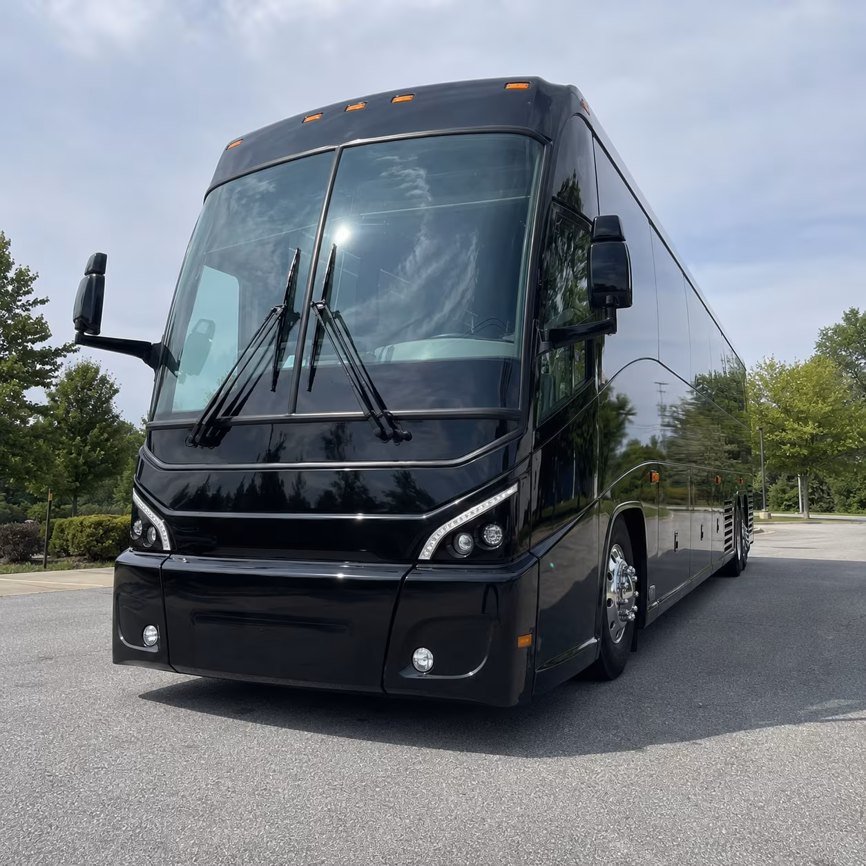 shuttle buses for norfolk naval shipyard shift changes and personnel movements